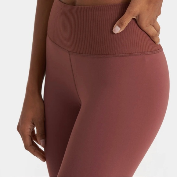 Vuori Rib Studio Leggings - Cedar - Picture 2 of 10